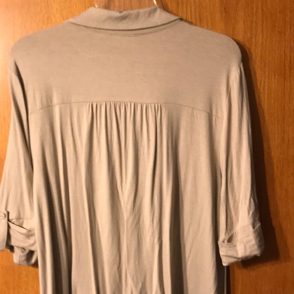 Top - Picture 2 of 2